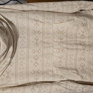 L.L. Bean Womens Cream Patterned Hoodie